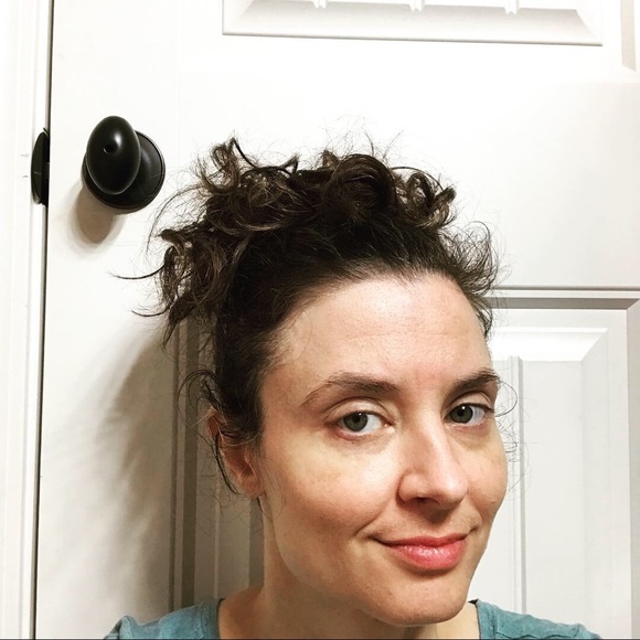 Meet your Posher, Jennifer - Picture 5 of 8